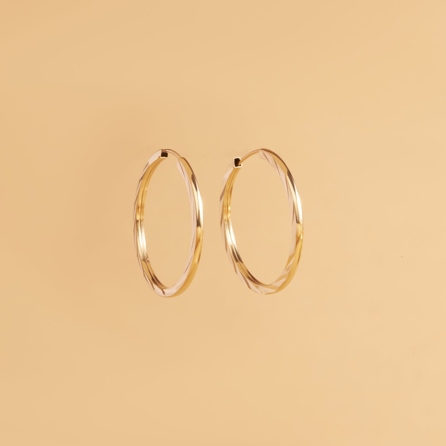 14K Gold Diamond-Cut Hoop Earrings - Made in Italy